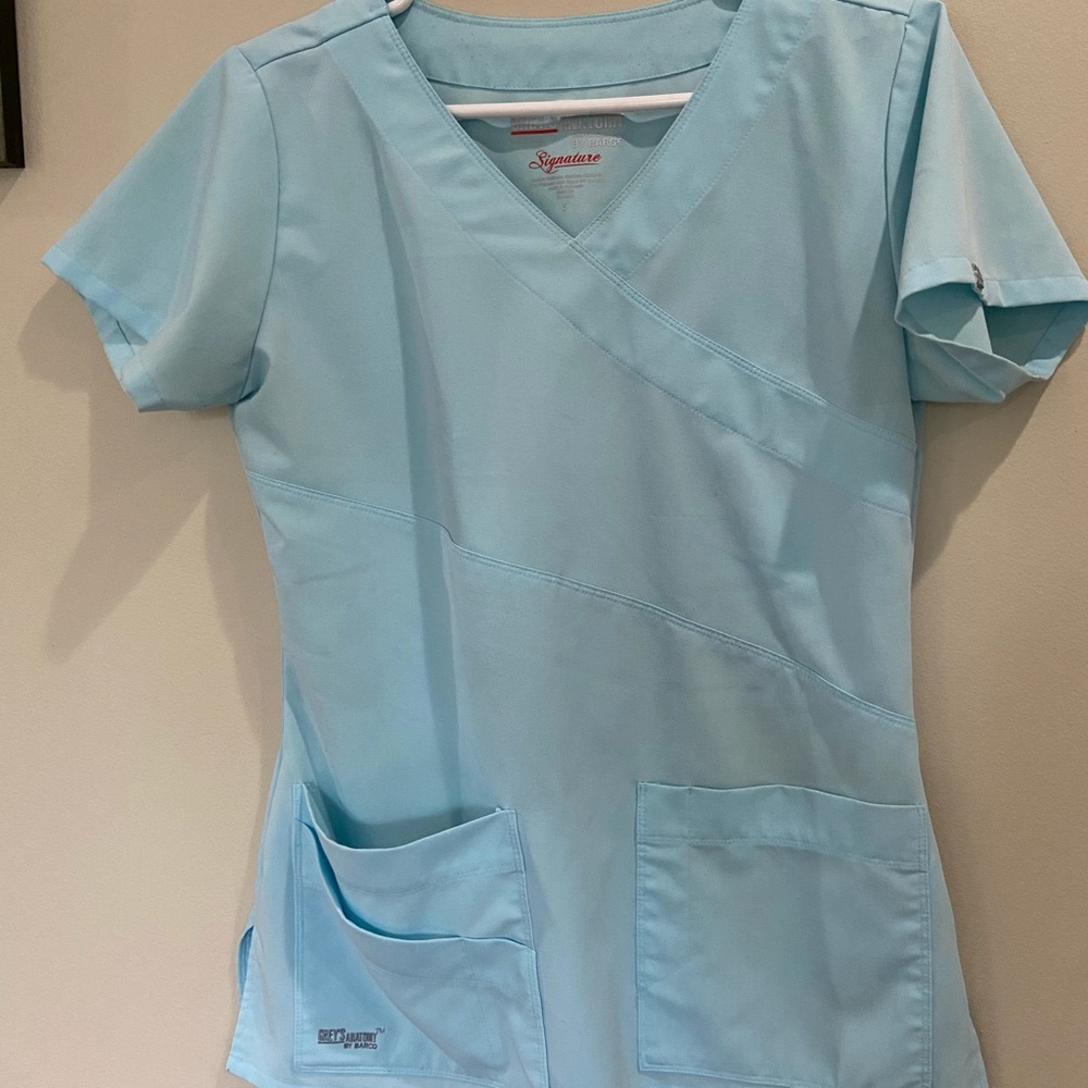 Greys Anatomy Signature Scrub Top